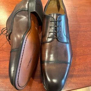 Never worn Antonio Maurizi cap toe chestnut shoes size 42